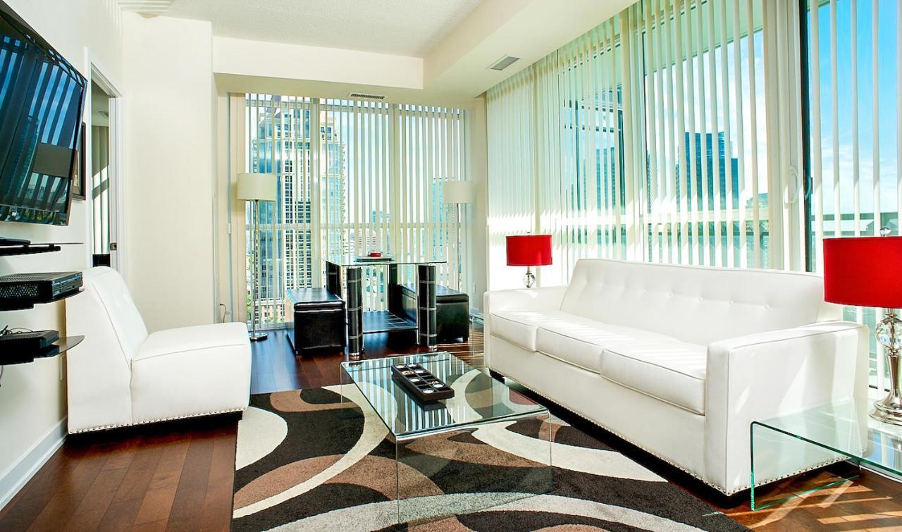 Pathway Suites Mississauga Extérieur photo